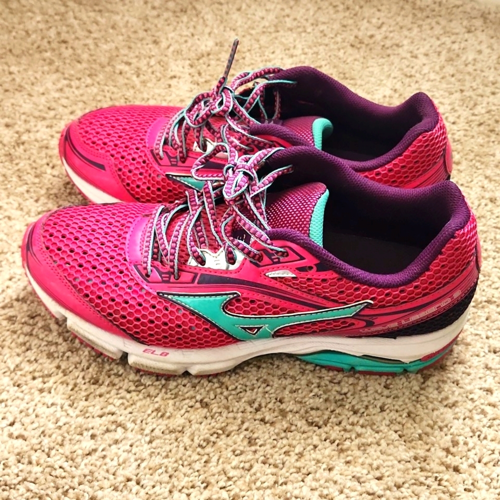 Mizuno Shoes